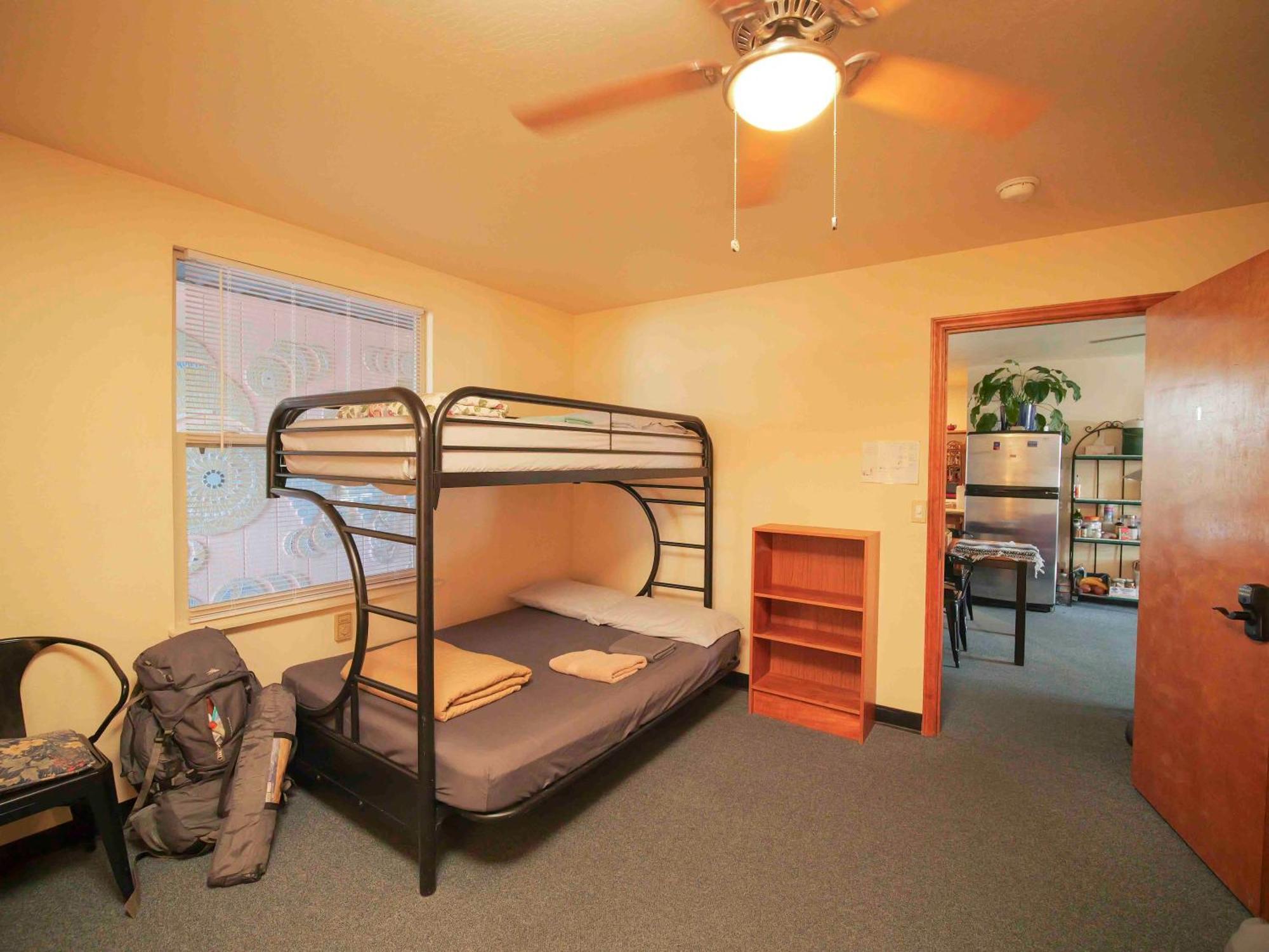 Ashland Commons Hostel ภายนอก รูปภาพ