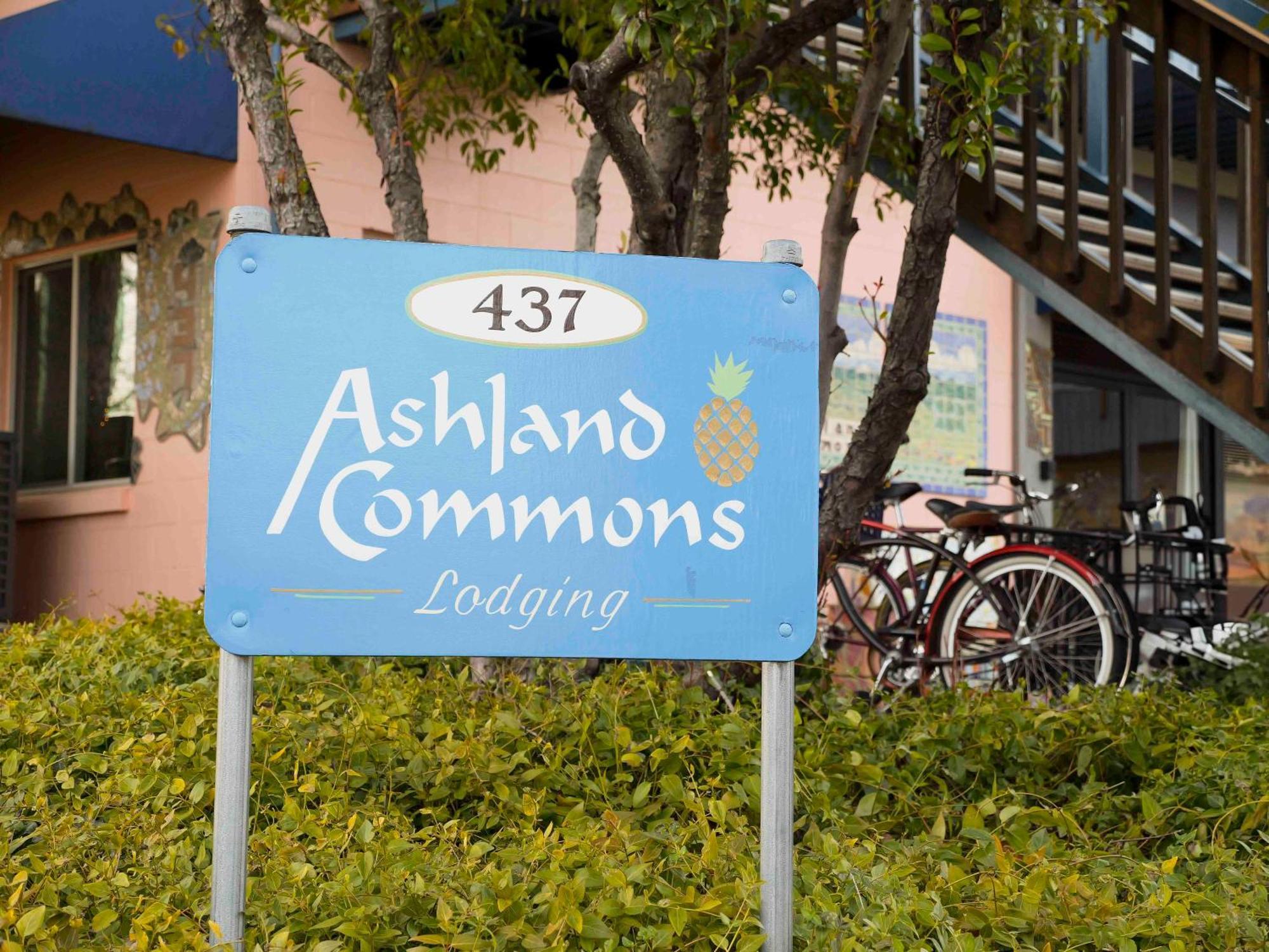 Ashland Commons Hostel ภายนอก รูปภาพ