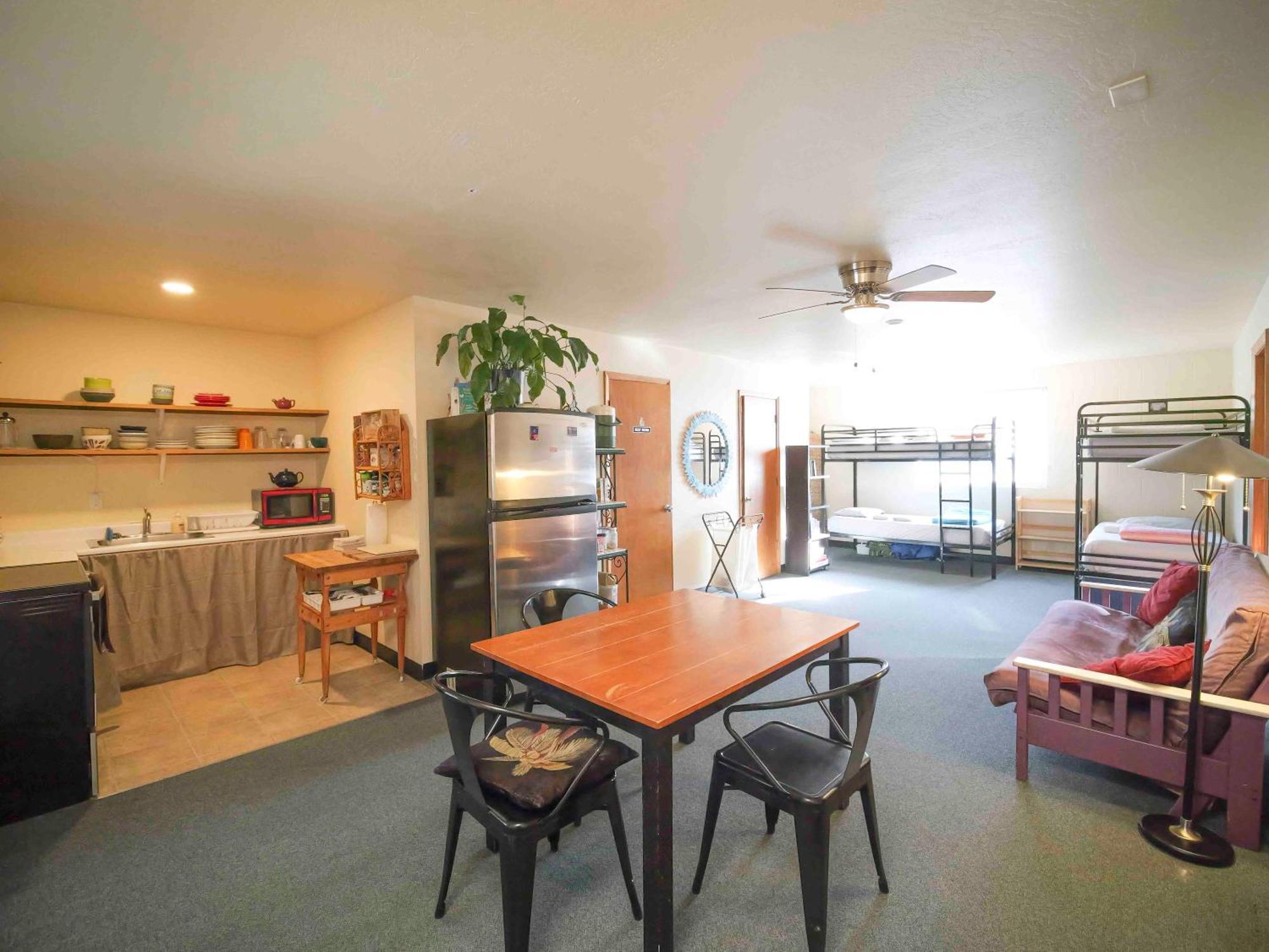 Ashland Commons Hostel ภายนอก รูปภาพ