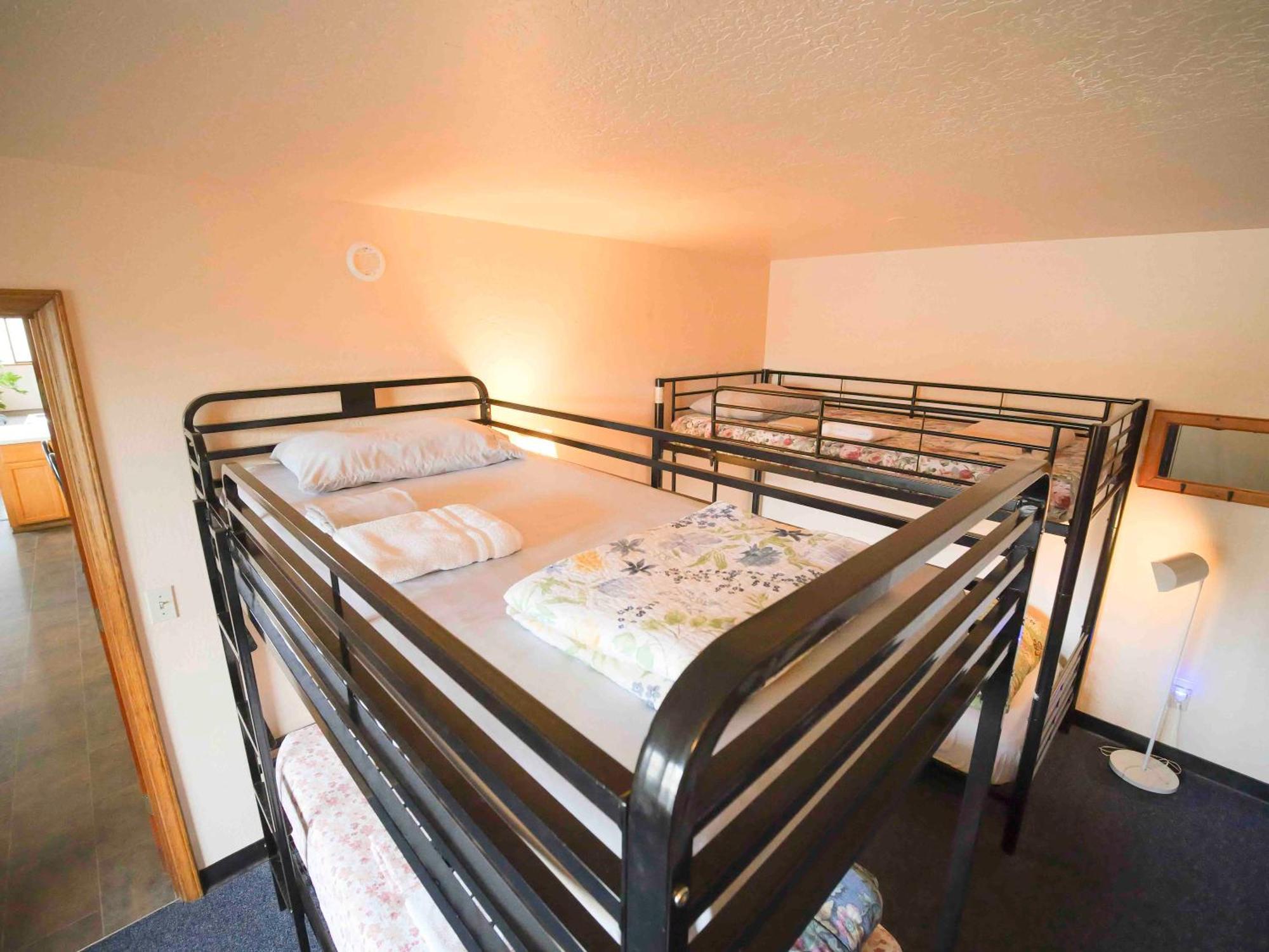 Ashland Commons Hostel ภายนอก รูปภาพ